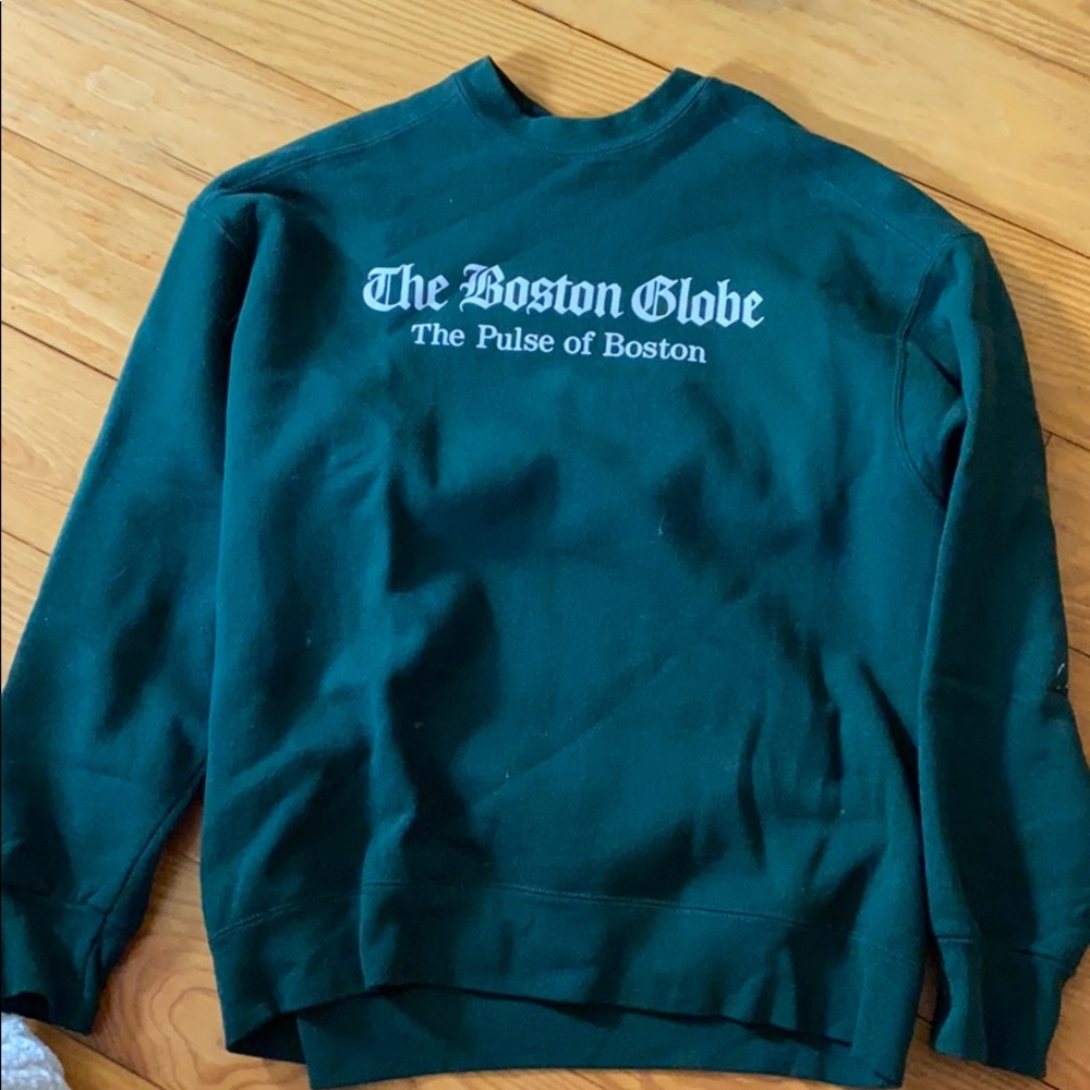 Boston globe crew neck